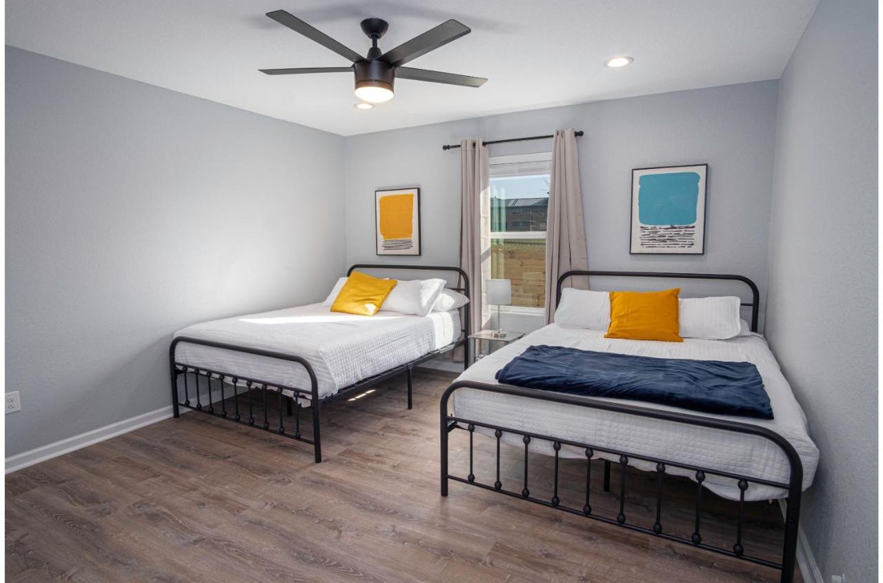 Adorable 4Br 2Ba Close To Riverwalk And Downtown サンアントニオ エクステリア 写真
